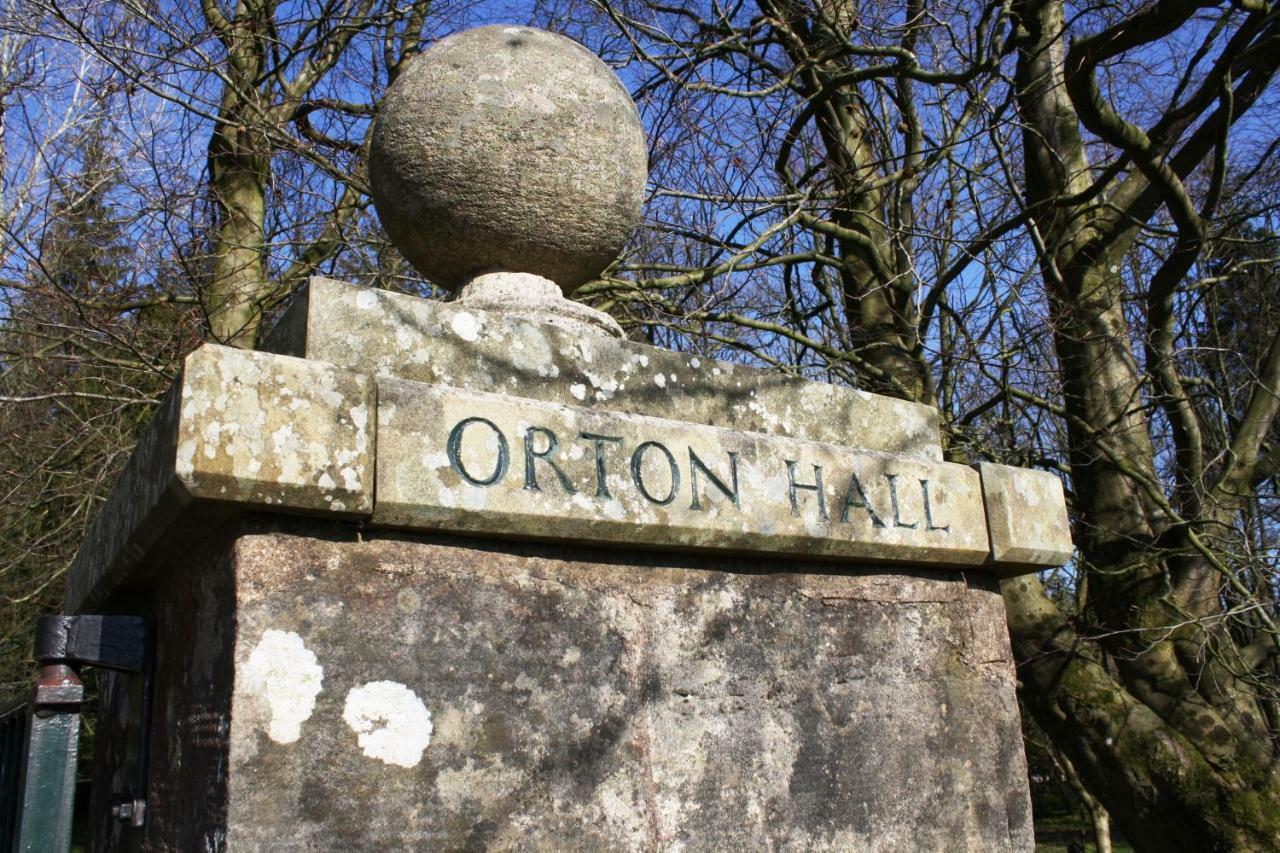 فيلا The Rochester Wing Orton Hall المظهر الخارجي الصورة