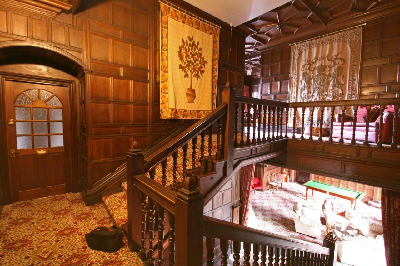 فيلا The Rochester Wing Orton Hall المظهر الخارجي الصورة